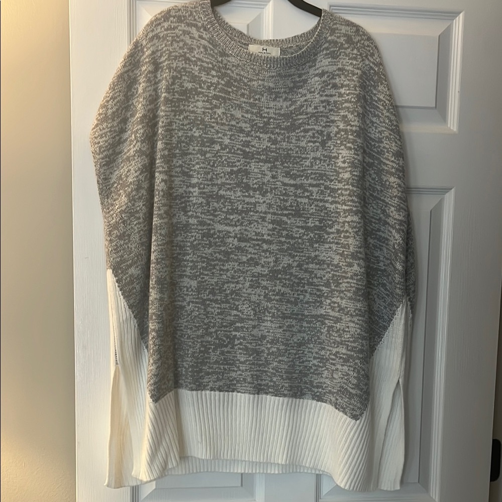Halston Heritage Gray and White Crew Neck Sweater